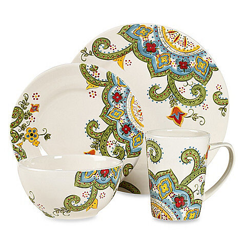 A Cute Dinnerware Set $15